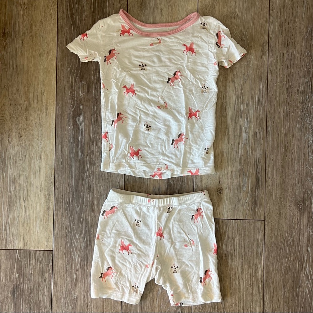 Kyte Baby 3T Short Sleeve Pajamas in Mystic 🦄